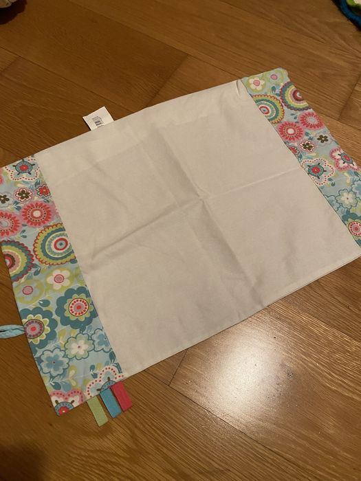 Conjunto de resguardo de berço de bebé, fronha e edredão