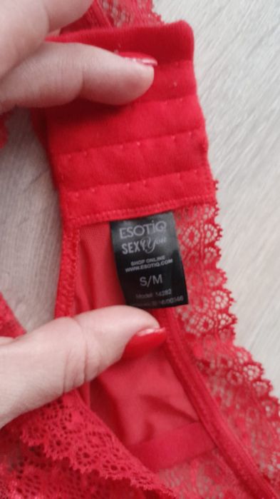 Еротична пояси з панчохами