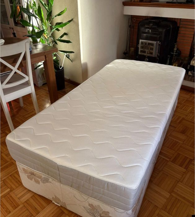 Colchão solteiro IKEA  195x0,95