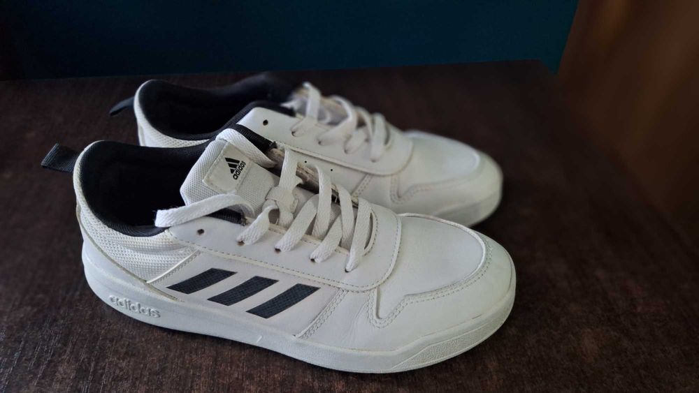 Obuwie sportowe damskie adidas roz.37 1/3