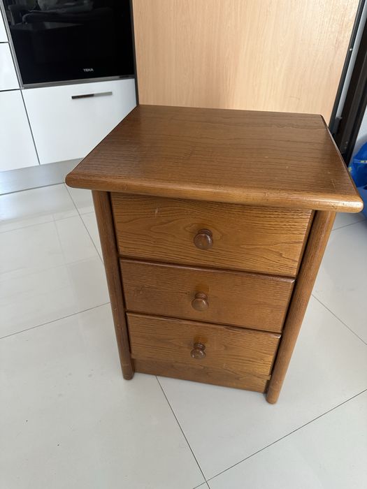 Mesa de cabeceira