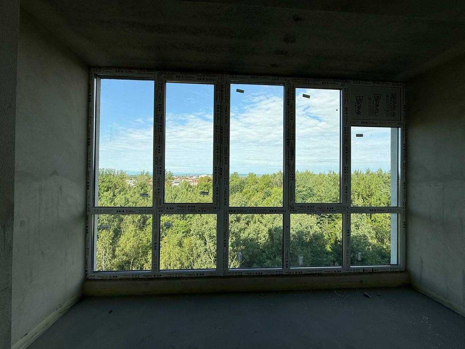 Продаж 2-кімнатної квартири ЖК Козацький з видом на гори.