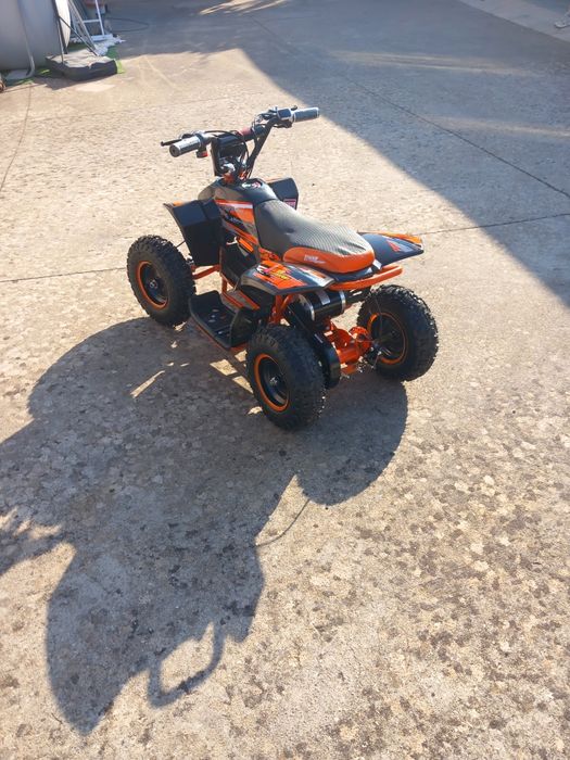 Moto 4 para crianças