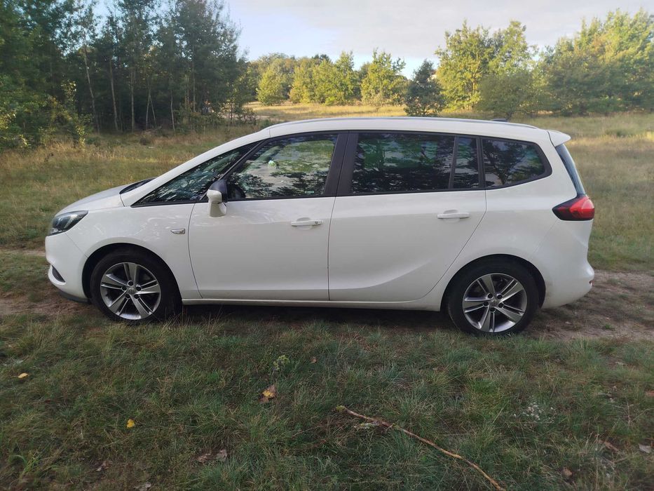 Opel Zafira C 1.6 CDTI  2018, 5 os.  NOWA CENA