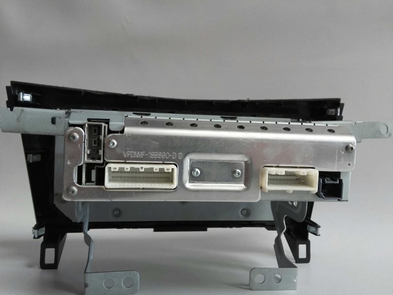 Rádio / auto-rádio NISSAN Qashqai II (J11)