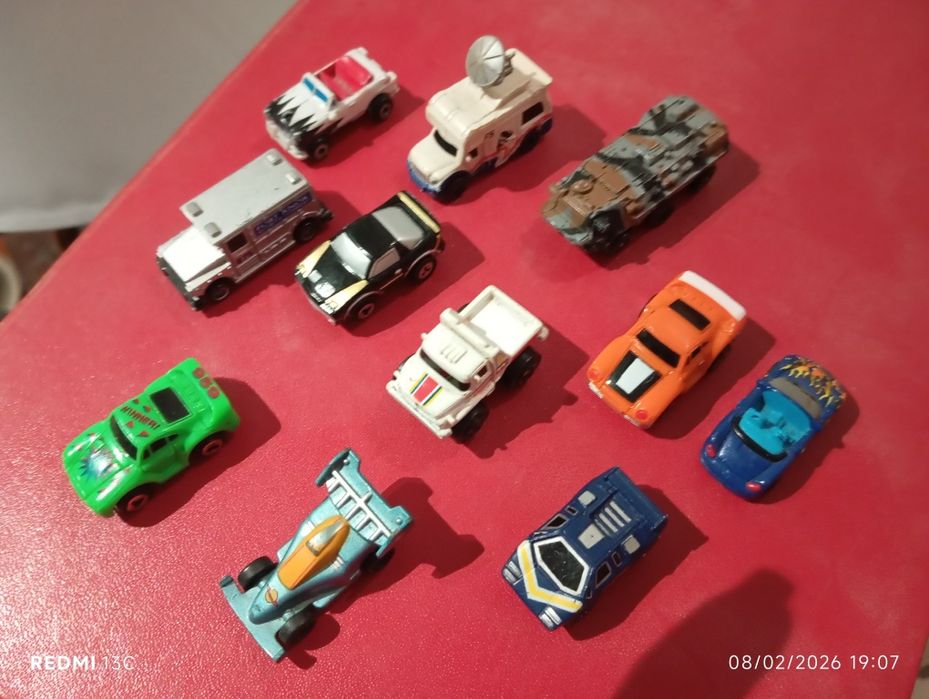 Conjunto de mini carros