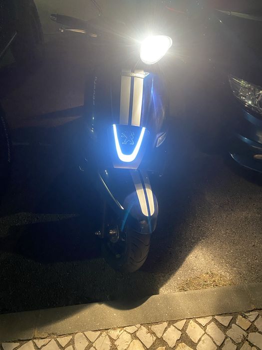 Mota Peugeot Django 125cc