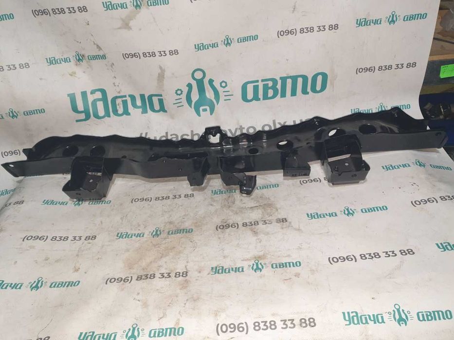 Планка телевизора верхняя Toyota Prius V  5320812560