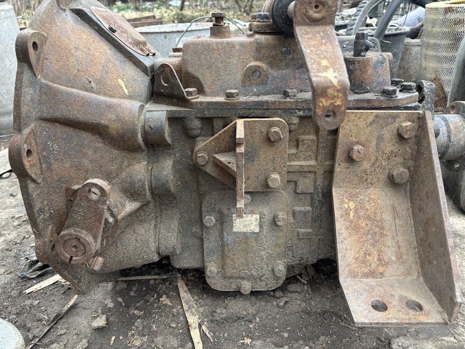 Запчастини FAW 1061