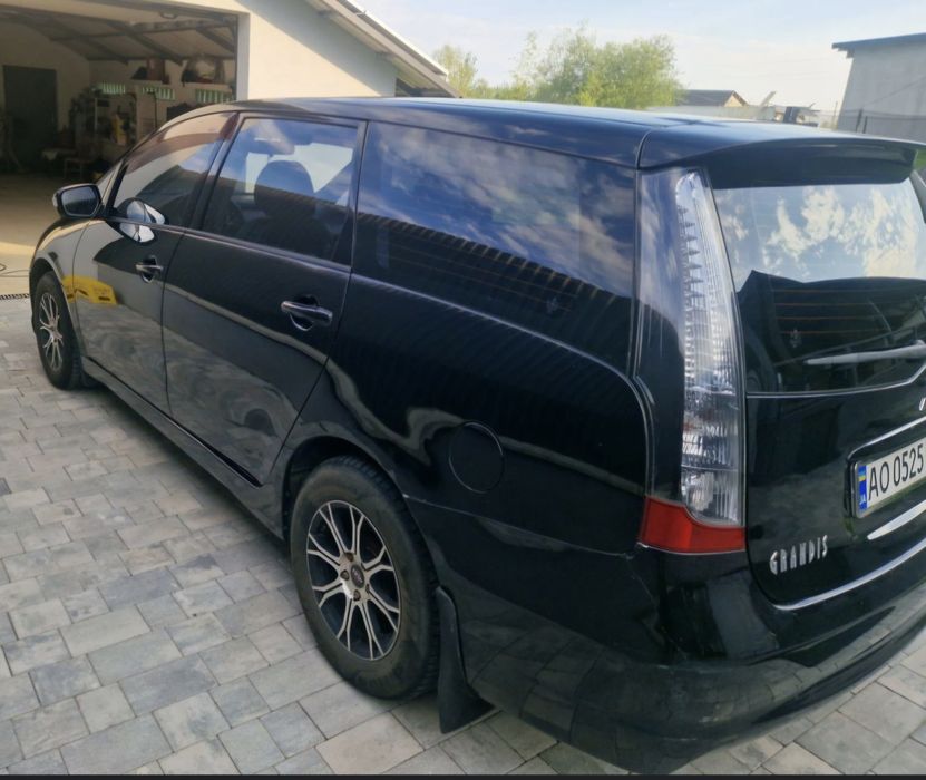Mitsubishi Grandis. ГАЗ .