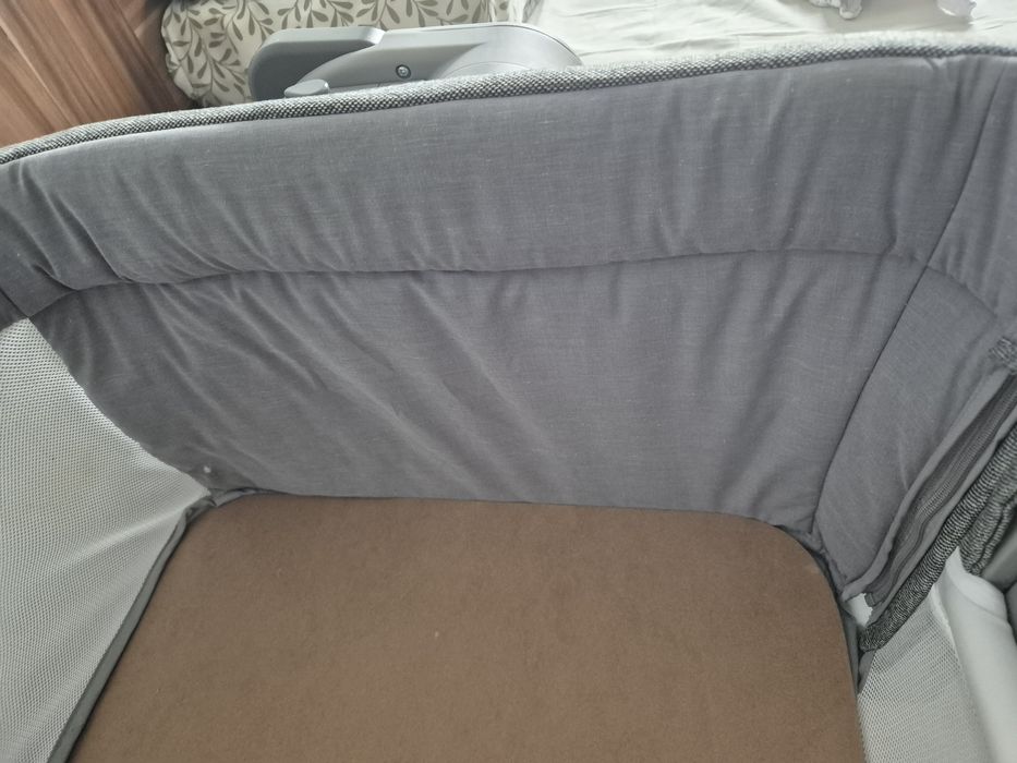 Sprzedam łóżeczko dostawne Chicco Next2Me Magic Evo – Dark Grey