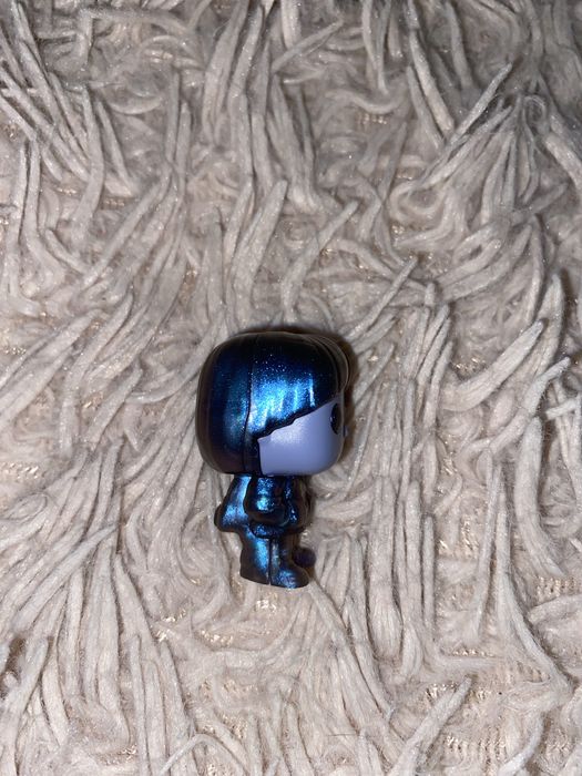 Обмін фігурки кіндер джой з серії Дивні дива