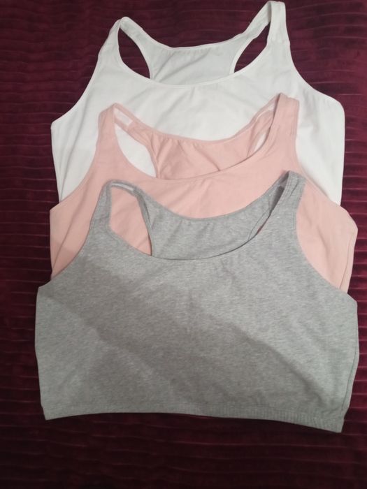 Набор  комфортных  3 топов бюстгалтеров большого размера