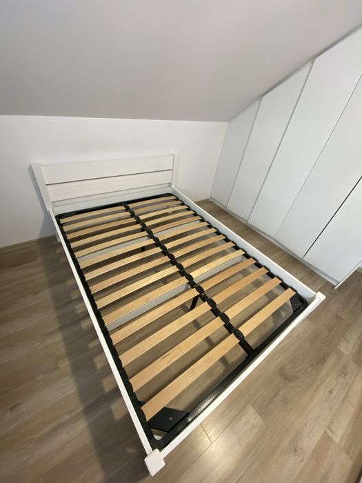 Sprzedam stelaż łóżka (140x200)