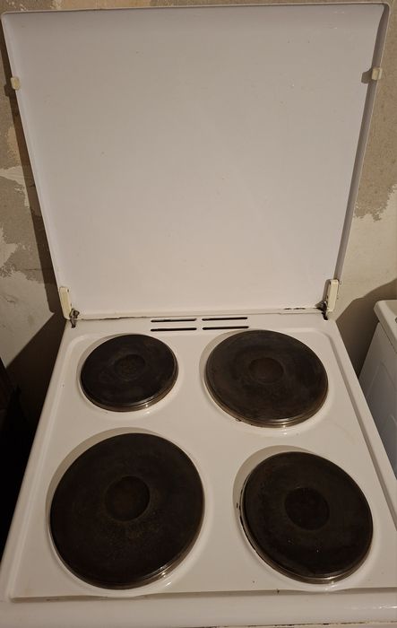 Продам пічку BEKO