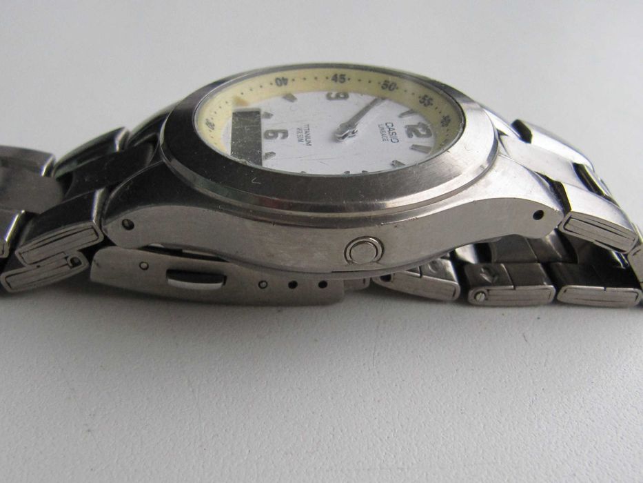 Мужские часы Casio Lineage Titanium  1301  LIN-166