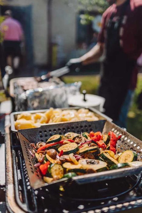 Catering grillowy na imprezy okolicznościowe pikniki festyny