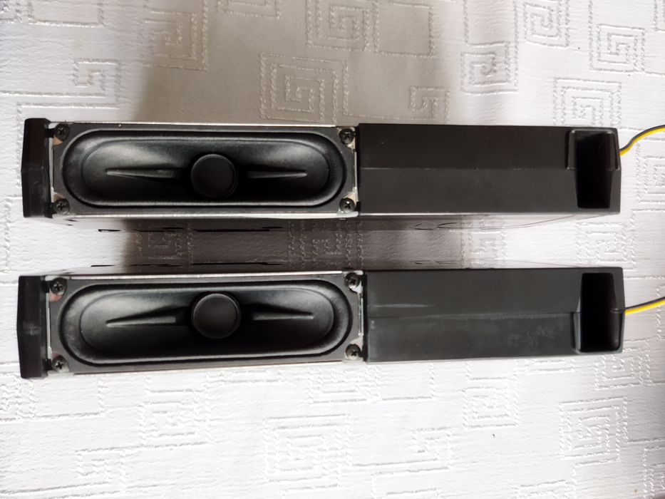 Колонки / динамики к телевизору Samsung UE49NU7100U