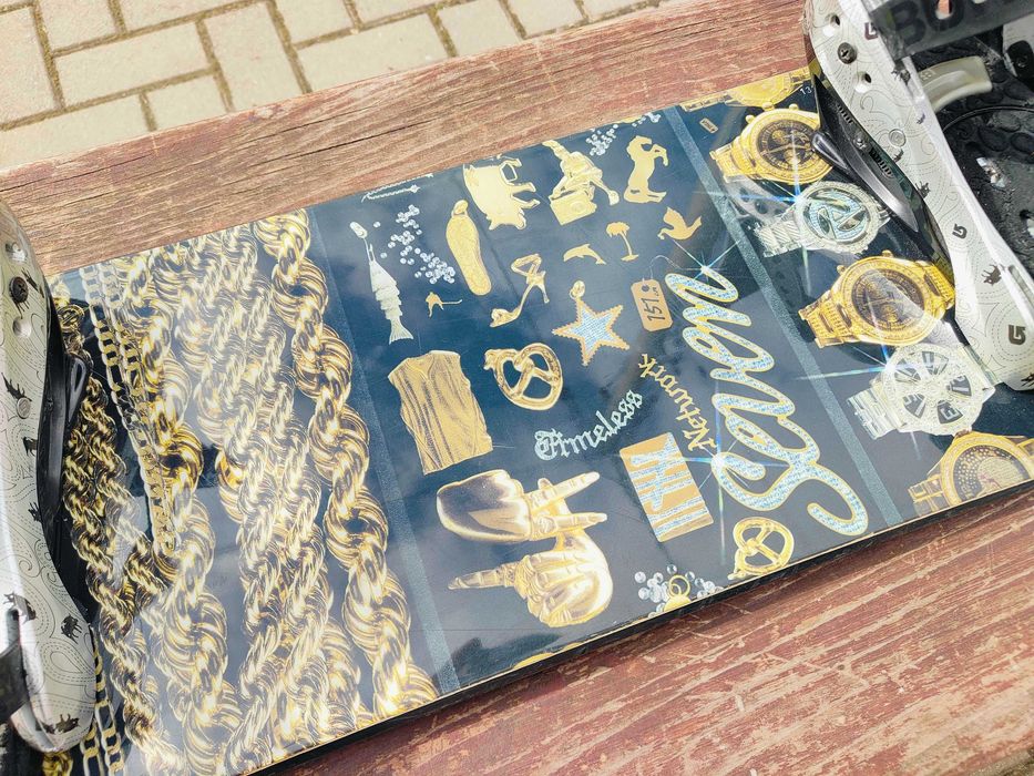 Deska snowboardowa 151 Burton Seven snowboard Burton 151 cm