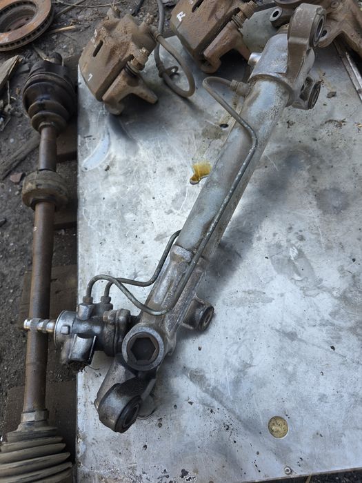 Рульова рейка Toyota Corolla Verso 2001-2004 рулевая рейка корола