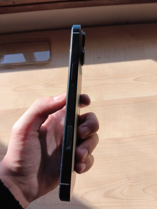 Phone 16 Pro Max 256GB – Como Novo, Garantia, Bateria 100%