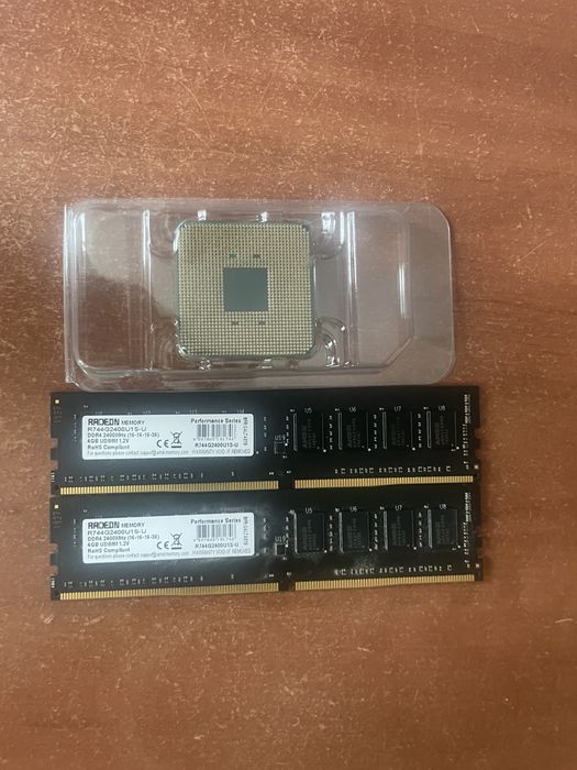 Процесор Ryzen 3 2200G  sAM4 + Оперативна памʼять Radeon Memory DDR4 2x4 2400mhz (8 ГБ) (R744G2400U1S-U)