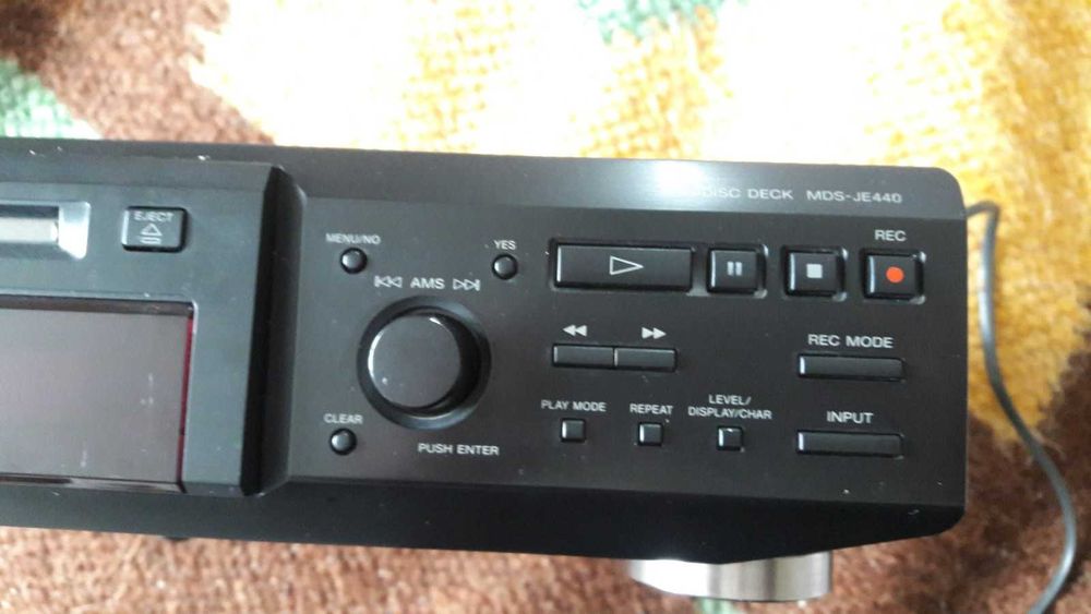 мини дисковая дека Sony-MDS 440\330 с пультом\наработка 181час!