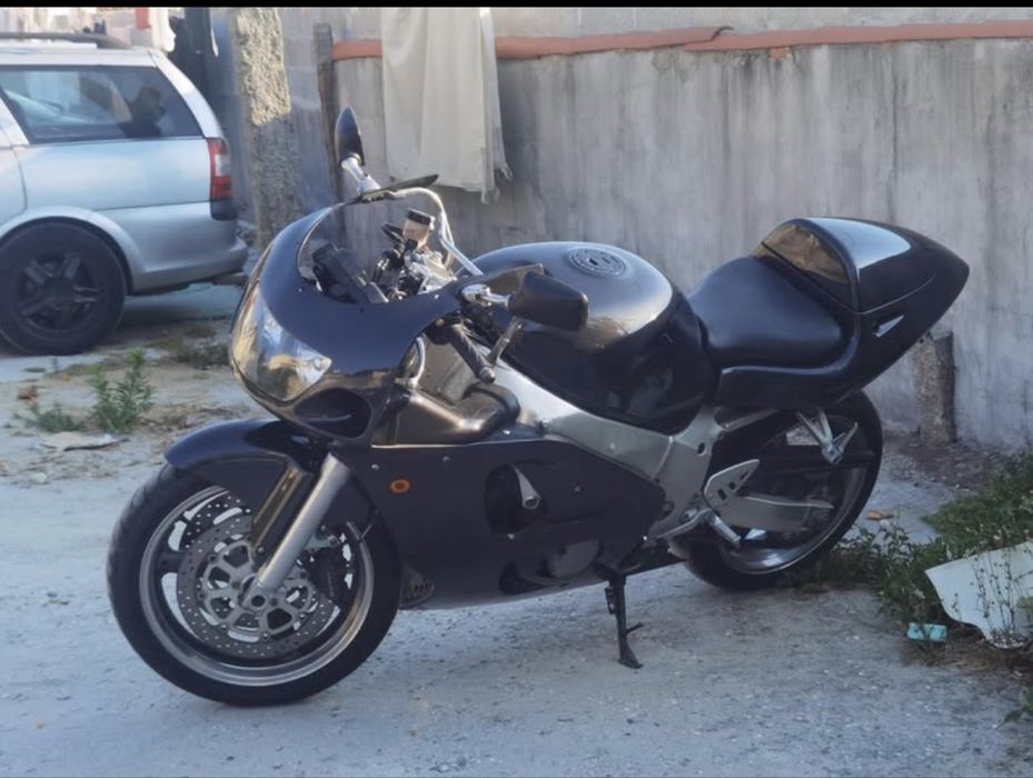 Suzuki gsxr 600 SRAD