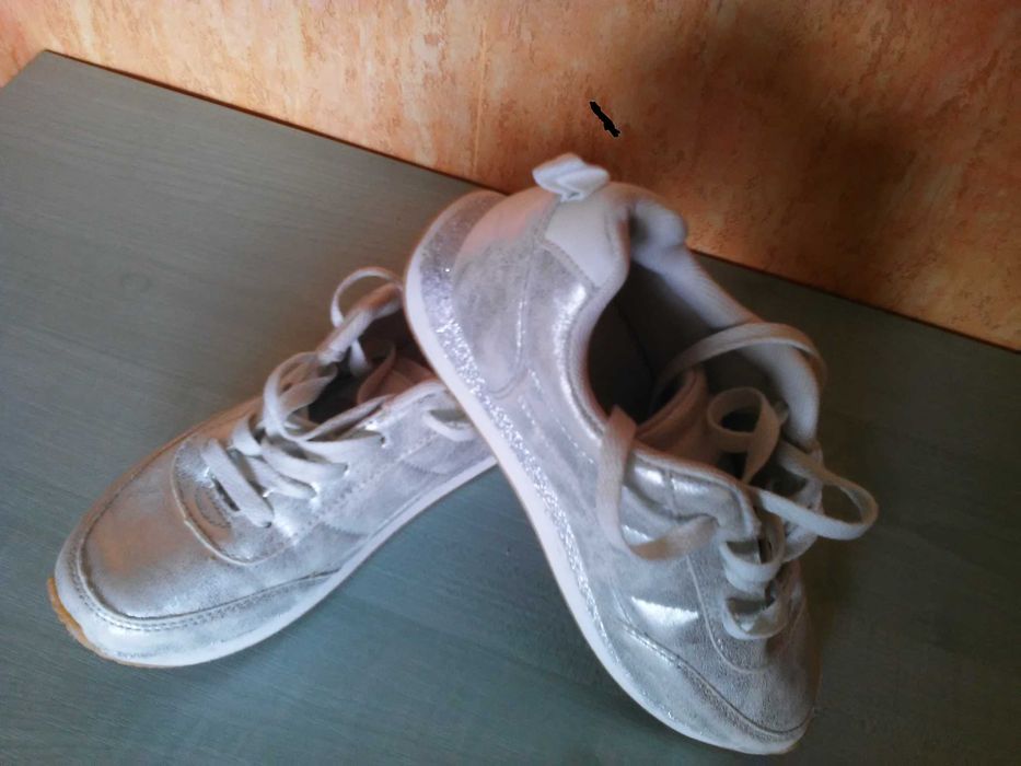 buty sneakersy srebrne/ Primark 3/36