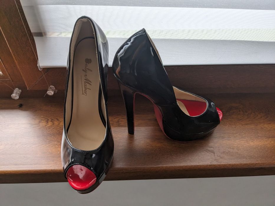 Туфлі лабутени Mia May, Botinelli