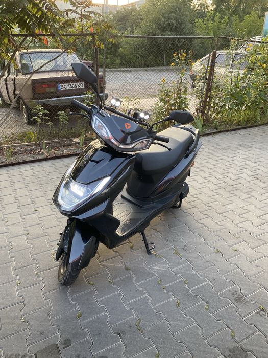 Електроскутер Yadea luna