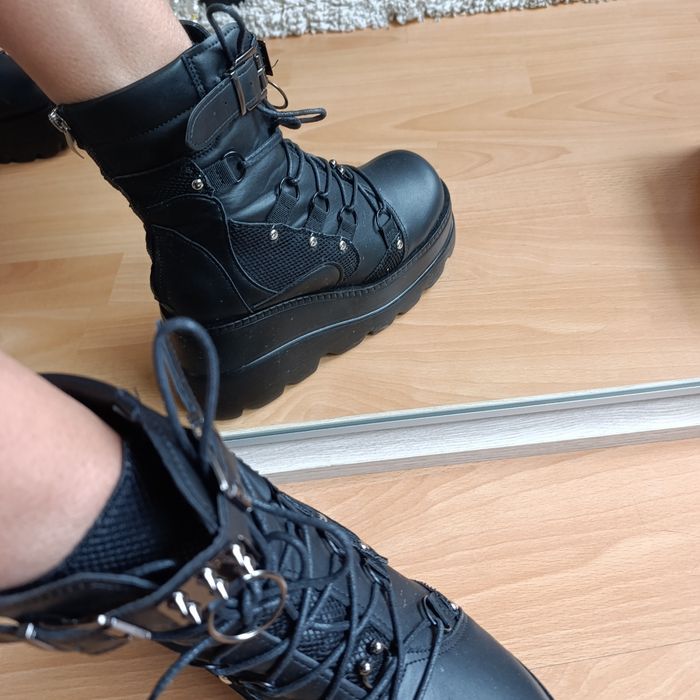 Botki na platformie 38