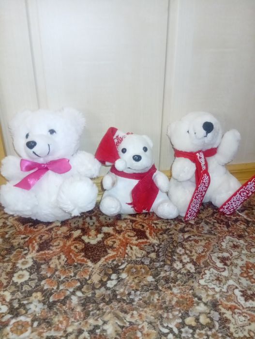 Лот іграшок Кіндер