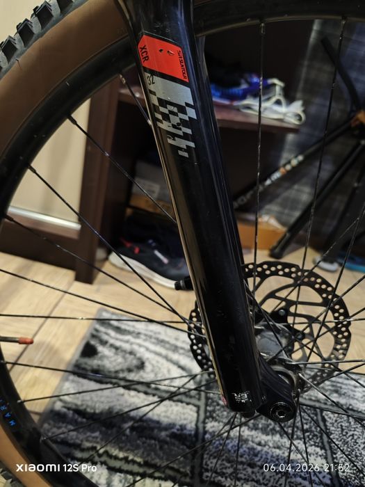 Вилка suntour xcr32 29" R 140mm 100x15