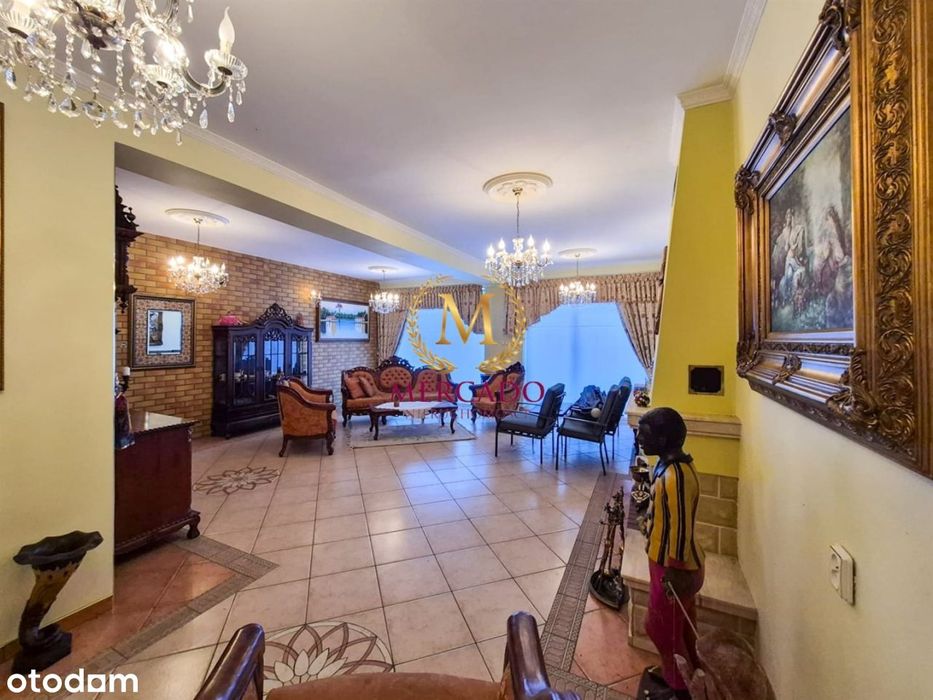 Dom wolnostojący z tarasem i ogrodem. 220m2