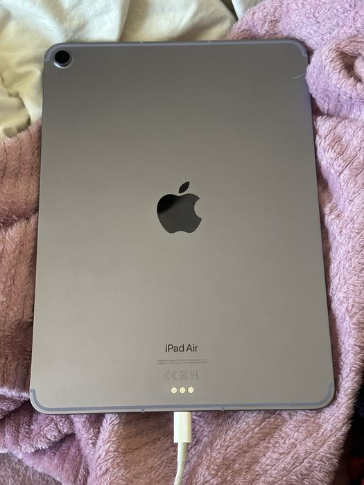 Ipad Air 5a Geração 64GB roxo