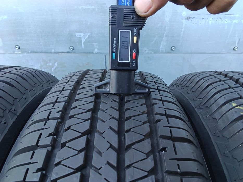 Продам шини 205/70R15