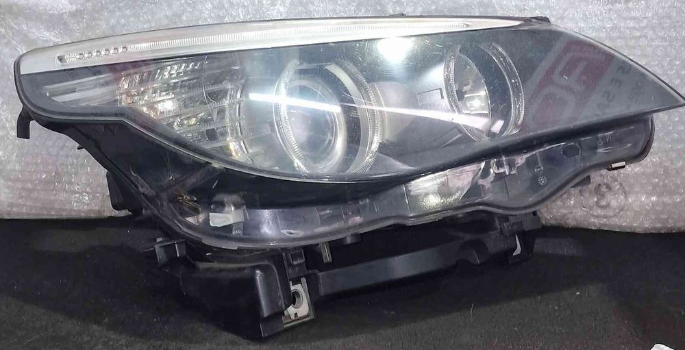 Ótica / Farol Direito 1EL00944902 - BMW 5