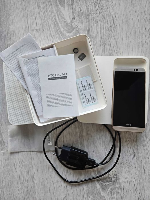 Smartfon HTC ONE M9