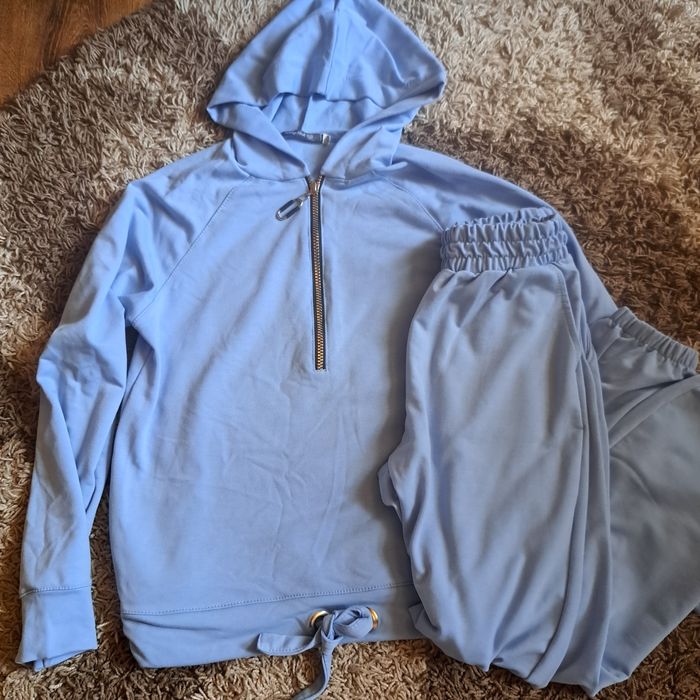 Спортивний костюм