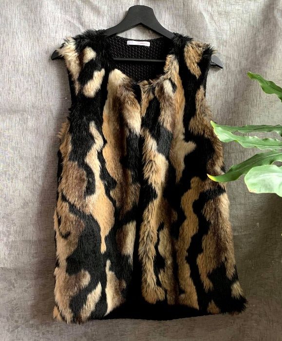 Futrzana kamizelka Camaieu M