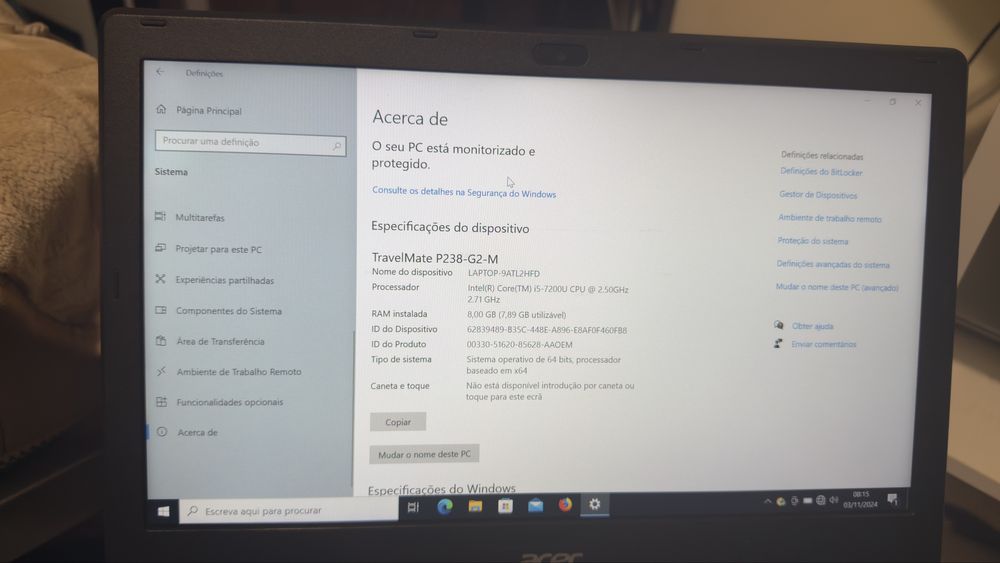 Acer TravelMate P238‑G2-M com Intel i5‑7200U e 8 GB de RAM