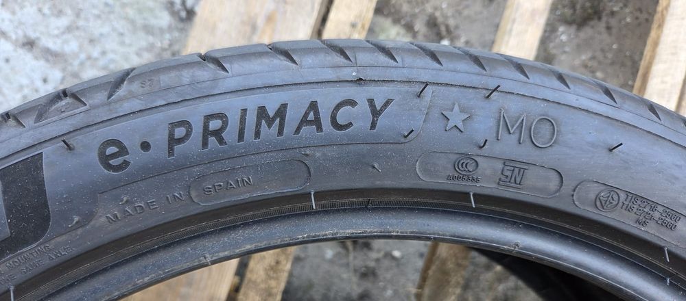 Opony letnie Michelin E-Primacy 245/40R20 99Y DOT1222 Jak nowe