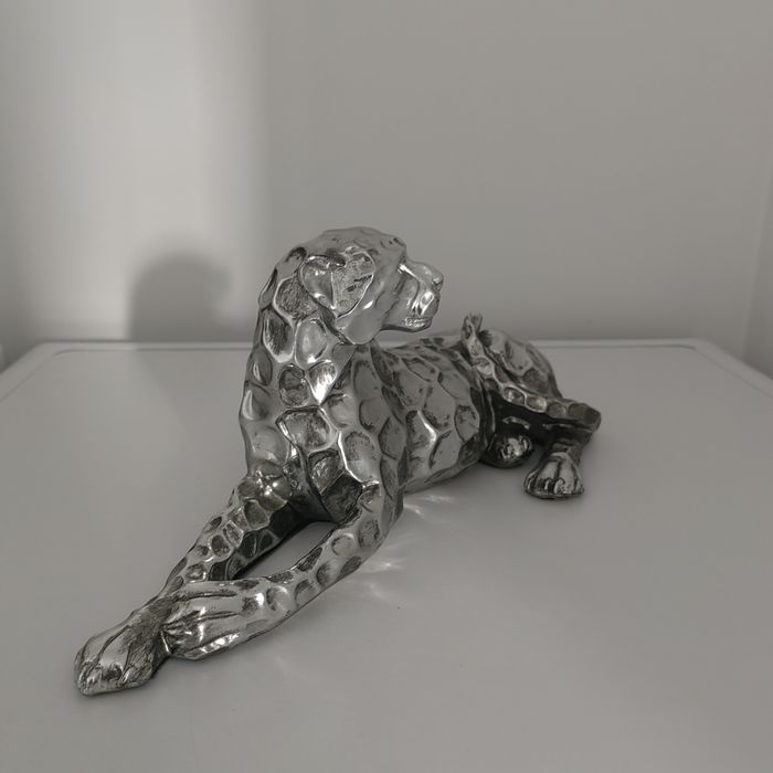 Várias peças decorativas