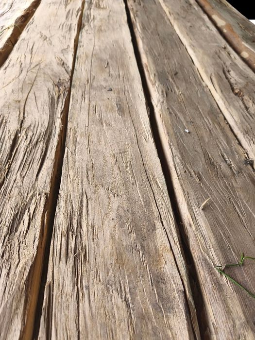 Хвоя та дуб , амбарні бруси масив віком понад 50 років