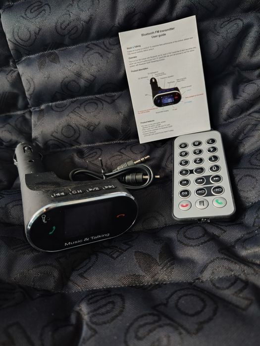 Transmiter samochodowy FM  Bluetooth pilot kabel Aux