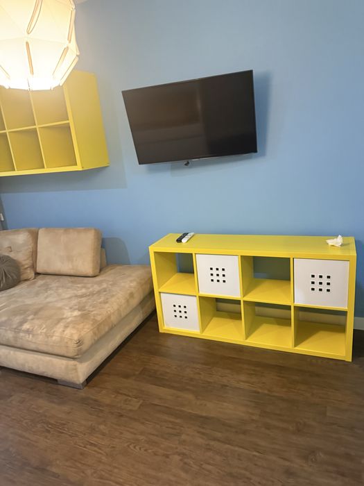 Vendo quarto completo, com cama dupla e gaveta + sofa cama de canto (com ou sem) em muitíssimo bom estado, seminovo