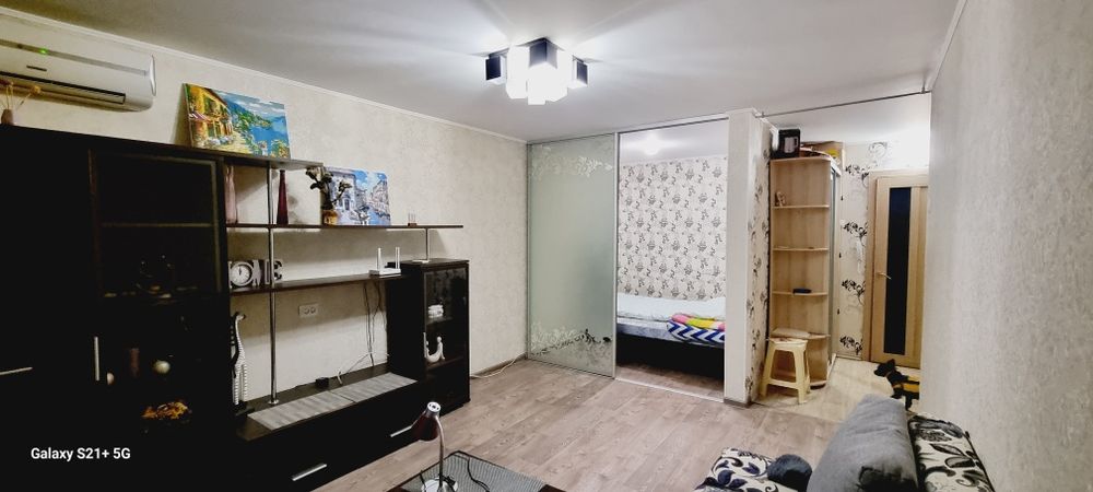 Гарна однокімнатна квартира на Шуменському .