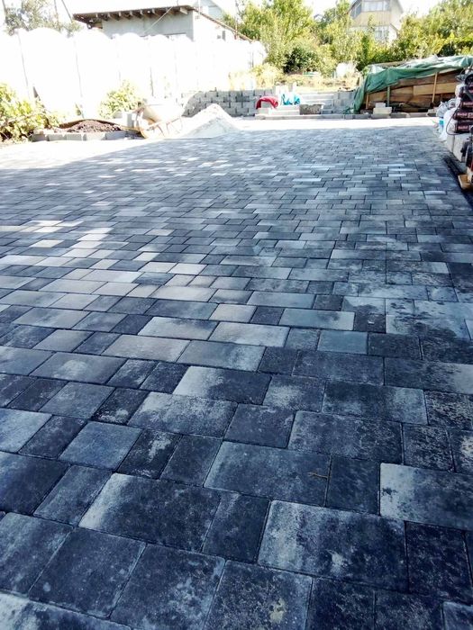 Укладка тротуарной плитки