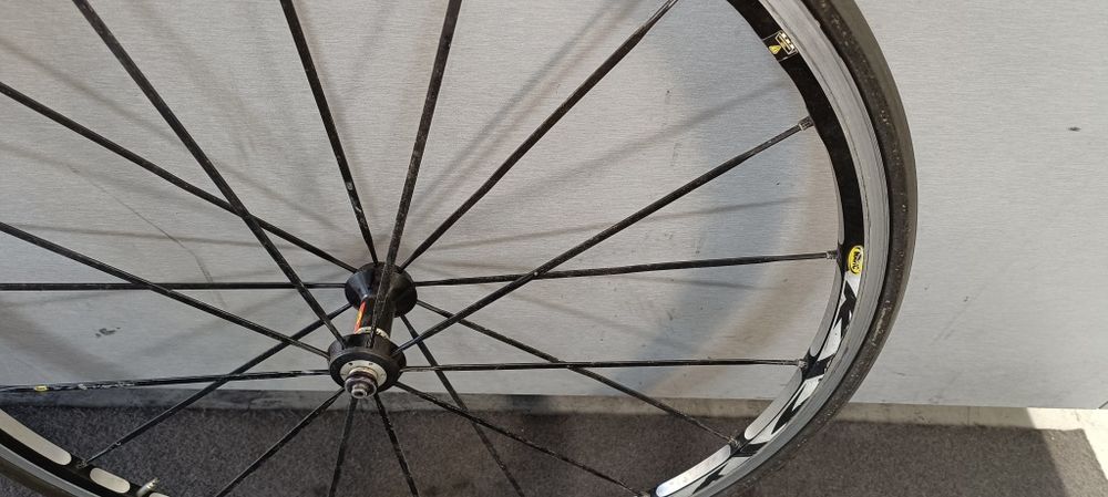 Roda KSYRIUN SL Frente